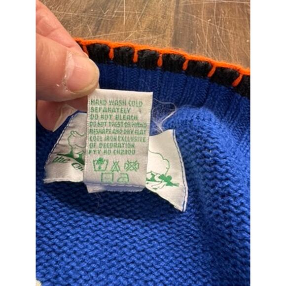 "STUNNING HALLOWEEN" Zip Up Sweater,Lots of Embellishments,Giant Owl On Back - Picture 11 of 12